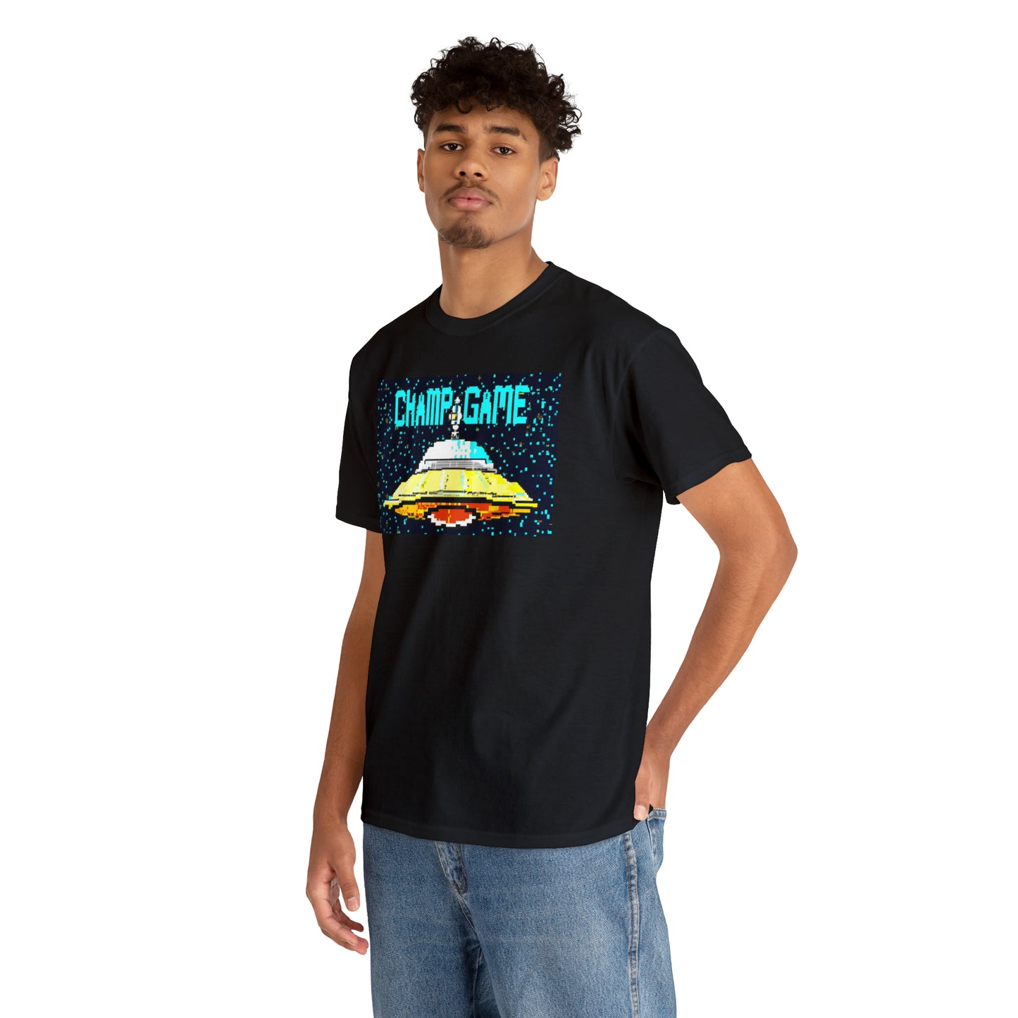 CHAMP GAME UFO 21 - 8-bit Style Pixel Art - AI Art - Gildan Heavy Cotton Tee