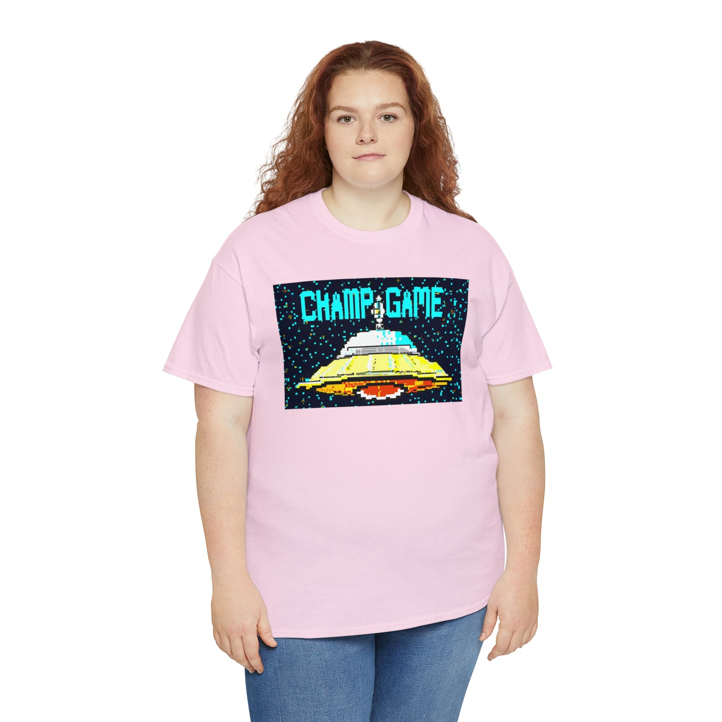 CHAMP GAME UFO 21 - 8-bit Style Pixel Art - AI Art - Gildan Heavy Cotton Tee