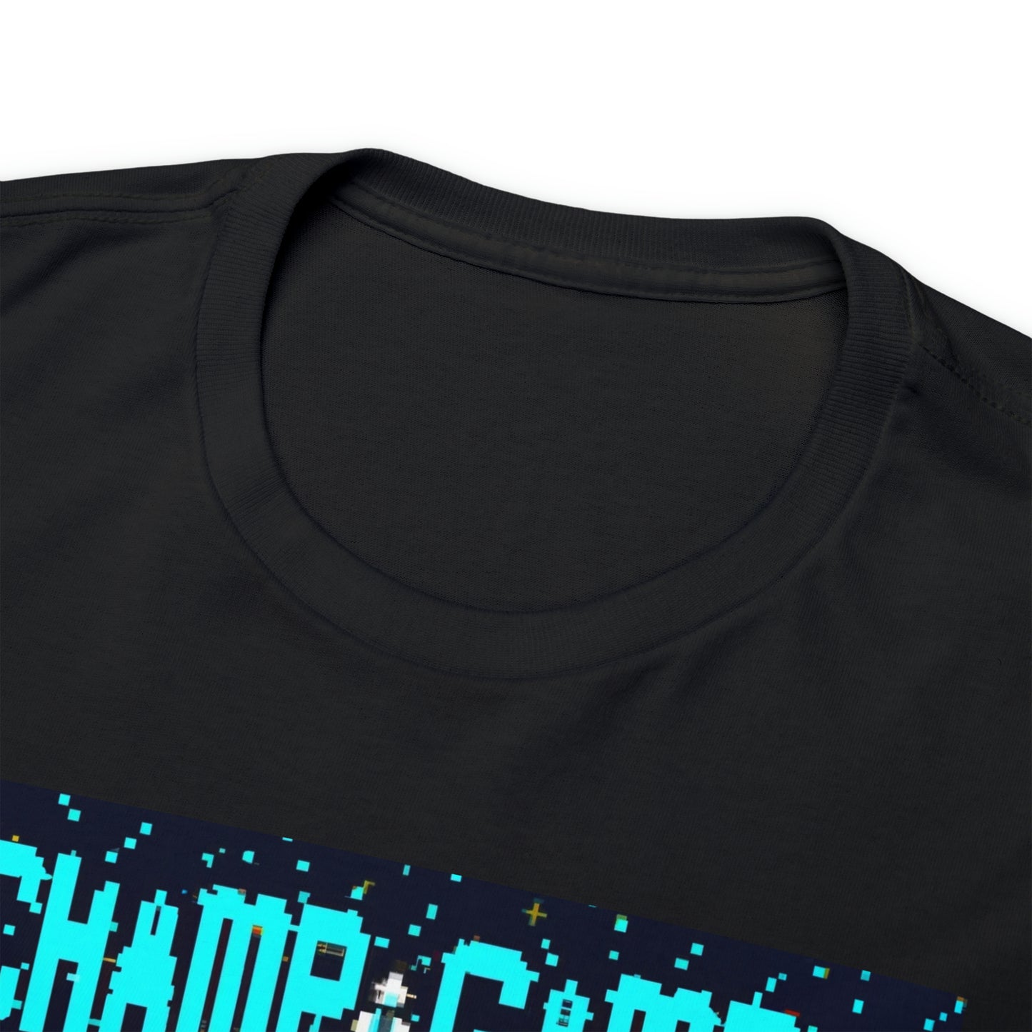 CHAMP GAME UFO 21 - 8-bit Style Pixel Art - AI Art - Gildan Heavy Cotton Tee