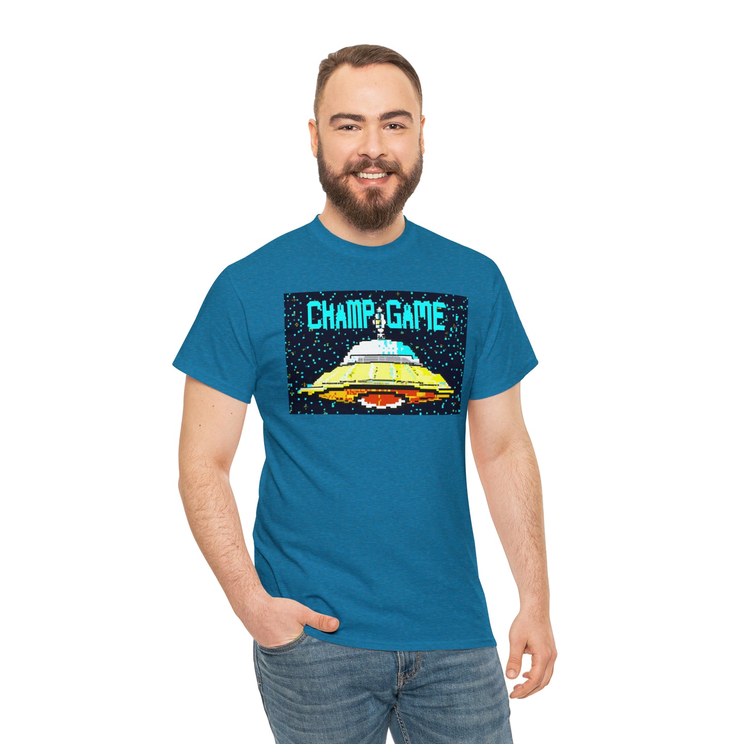 CHAMP GAME UFO 21 - 8-bit Style Pixel Art - AI Art - Gildan Heavy Cotton Tee