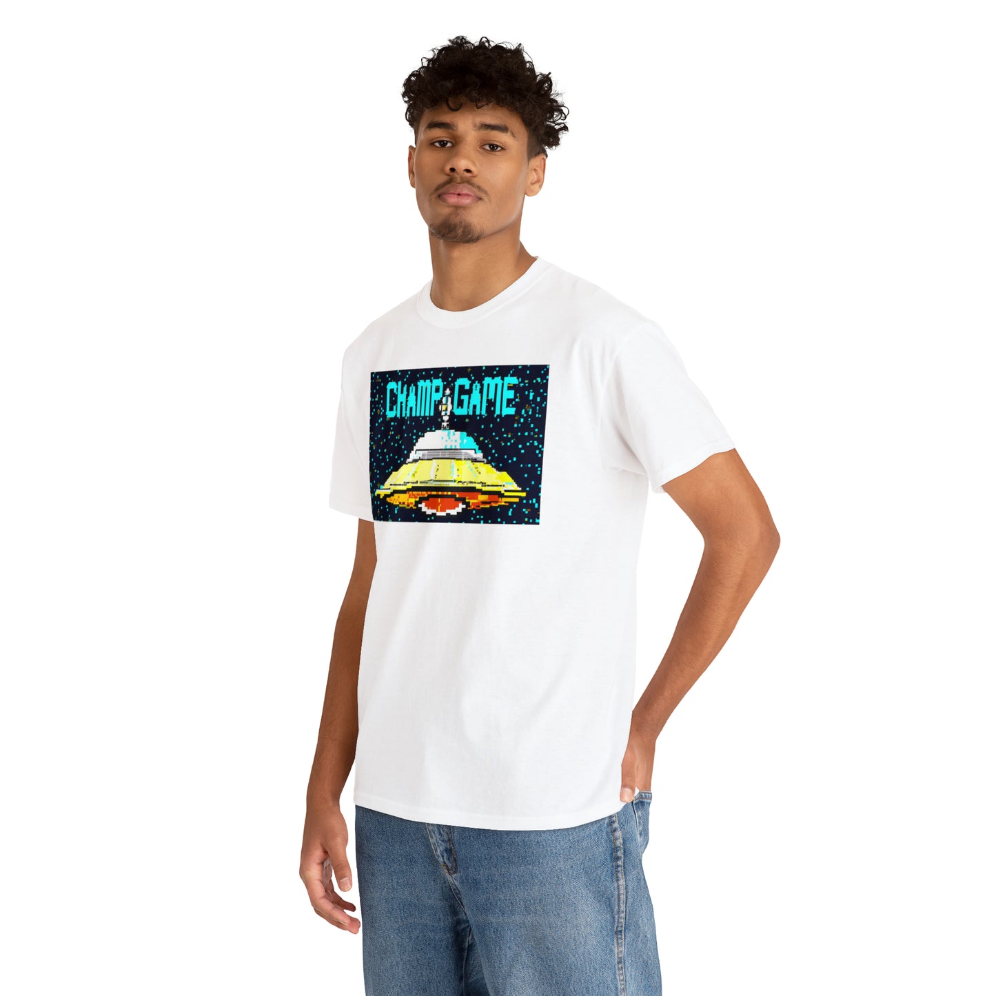 CHAMP GAME UFO 21 - 8-bit Style Pixel Art - AI Art - Gildan Heavy Cotton Tee