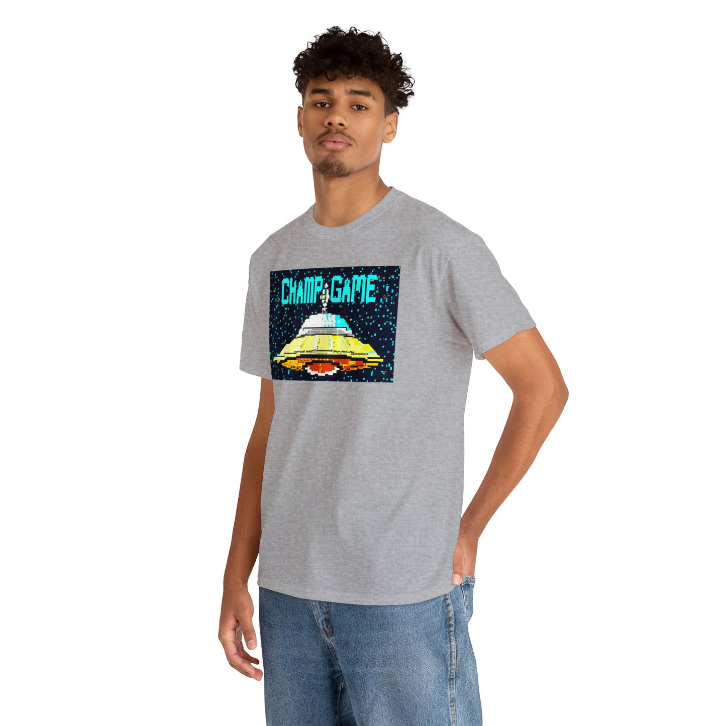 CHAMP GAME UFO 21 - 8-bit Style Pixel Art - AI Art - Gildan Heavy Cotton Tee