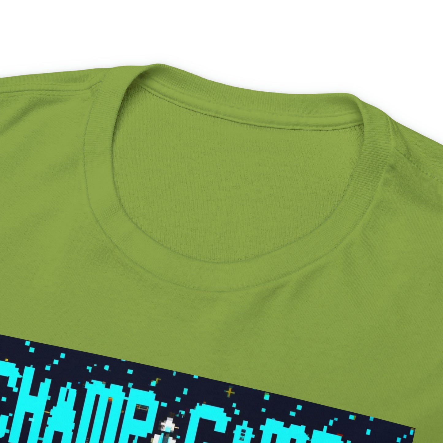 CHAMP GAME UFO 21 - 8-bit Style Pixel Art - AI Art - Gildan Heavy Cotton Tee