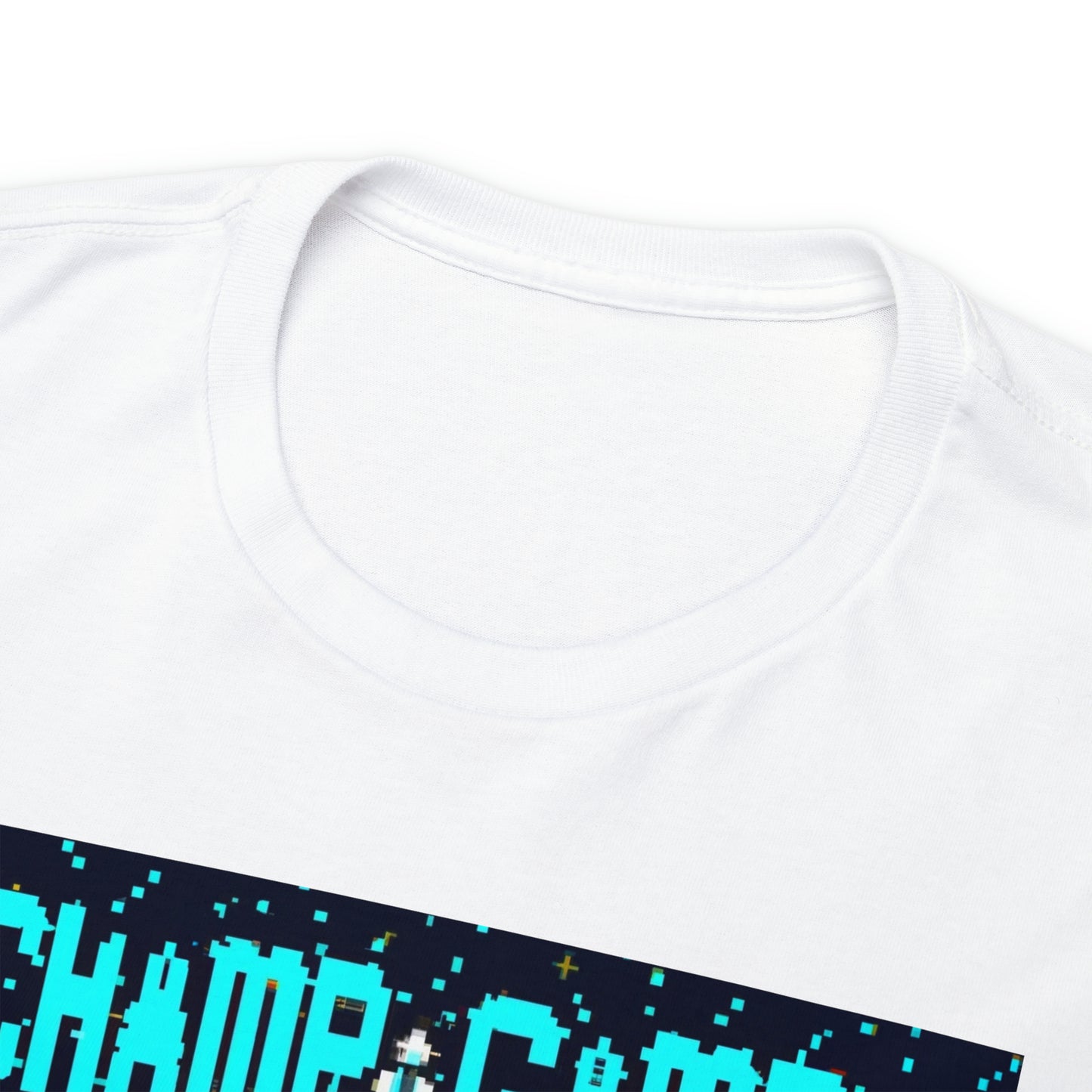 CHAMP GAME UFO 21 - 8-bit Style Pixel Art - AI Art - Gildan Heavy Cotton Tee