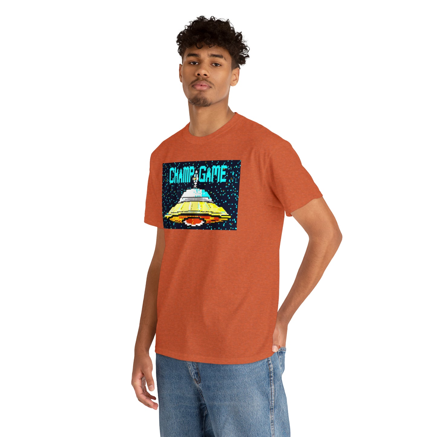 CHAMP GAME UFO 21 - 8-bit Style Pixel Art - AI Art - Gildan Heavy Cotton Tee