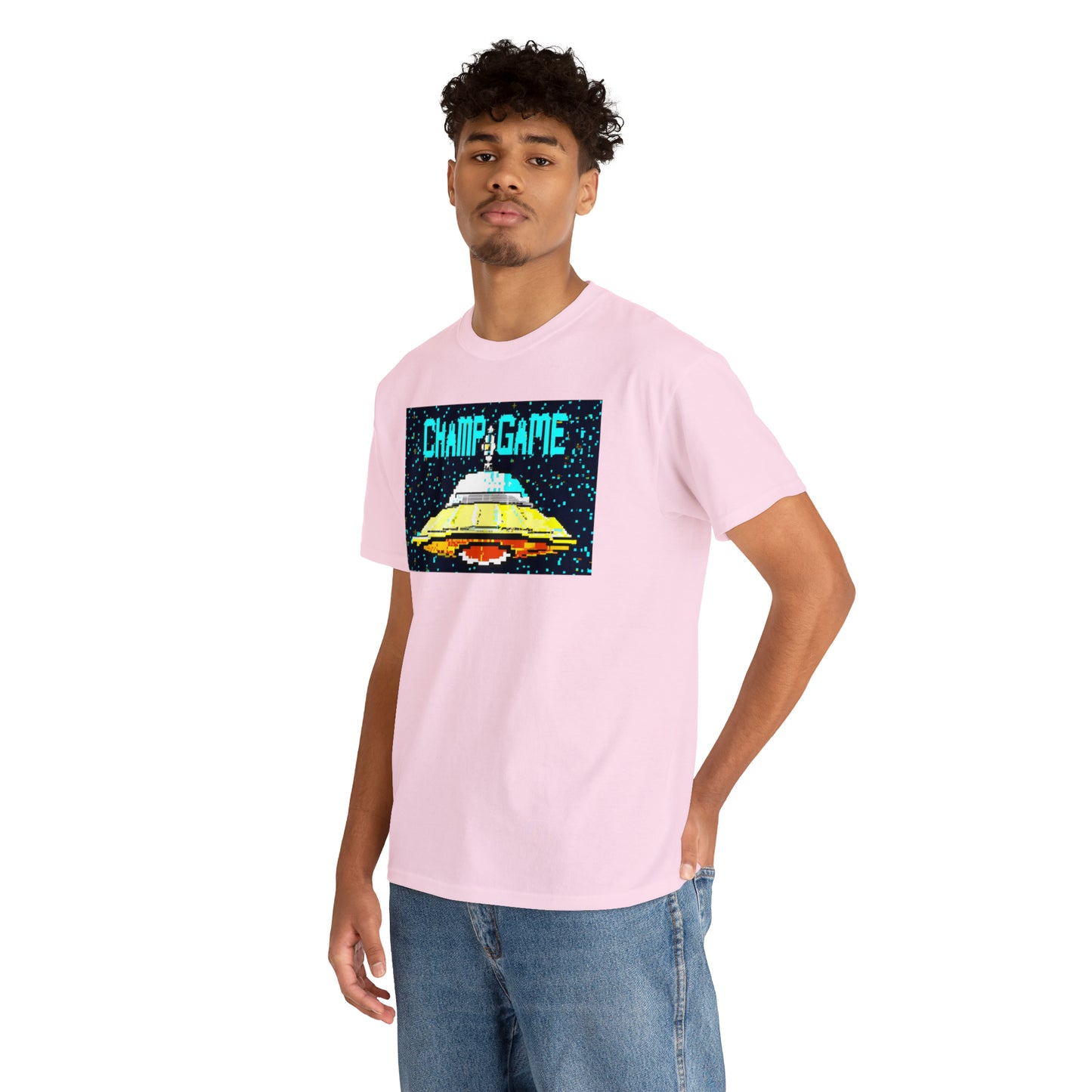 CHAMP GAME UFO 21 - 8-bit Style Pixel Art - AI Art - Gildan Heavy Cotton Tee