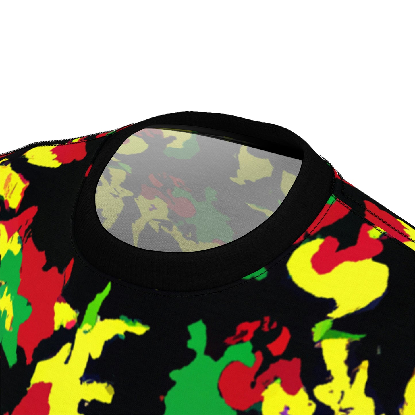 Rasta Camo - AI Art - T-Shirt